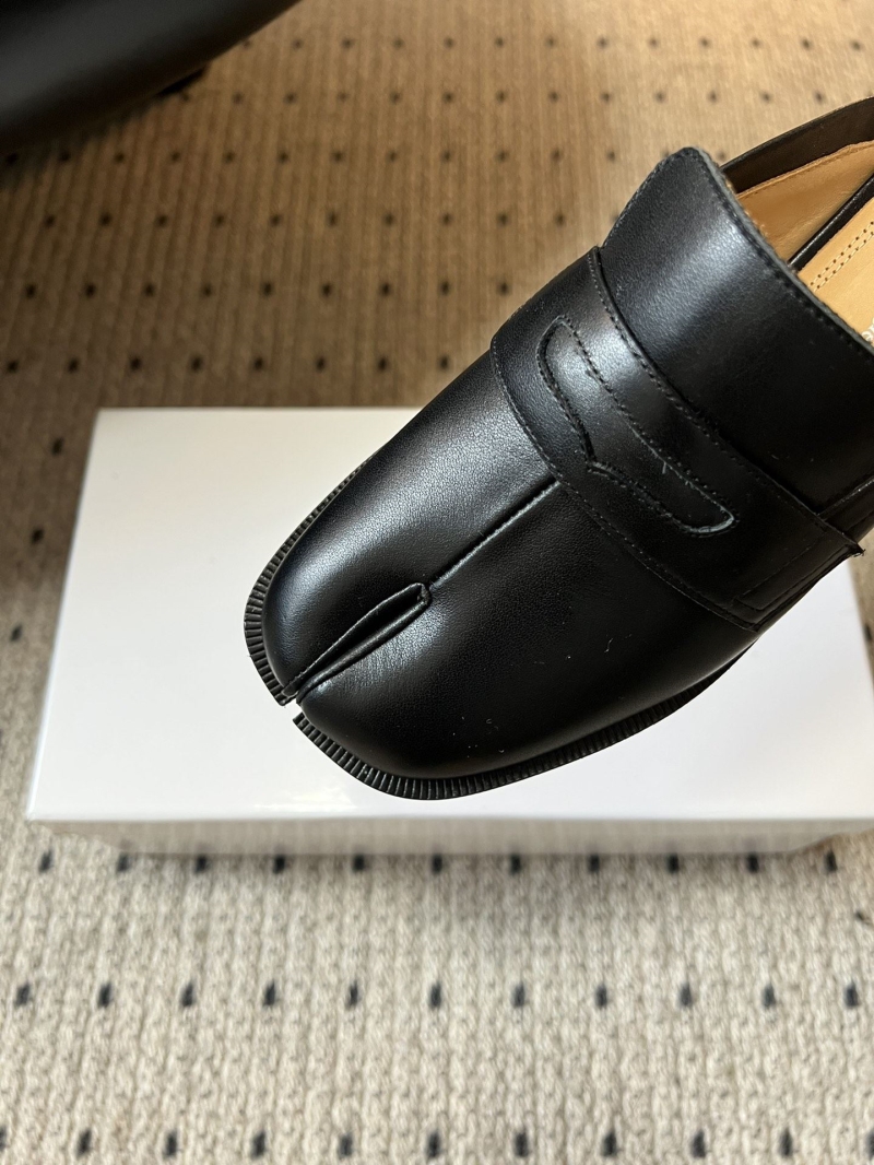 ma1s0n Marg*e1a loafers